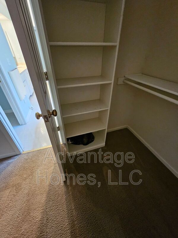 Building Photo - 14117 Parkhill Ln