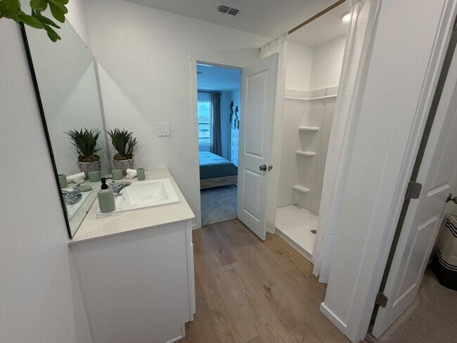 Building Photo - 3009 Sylas Jax Ave