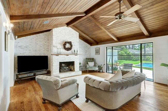 Building Photo - 12419 Mossycup Dr