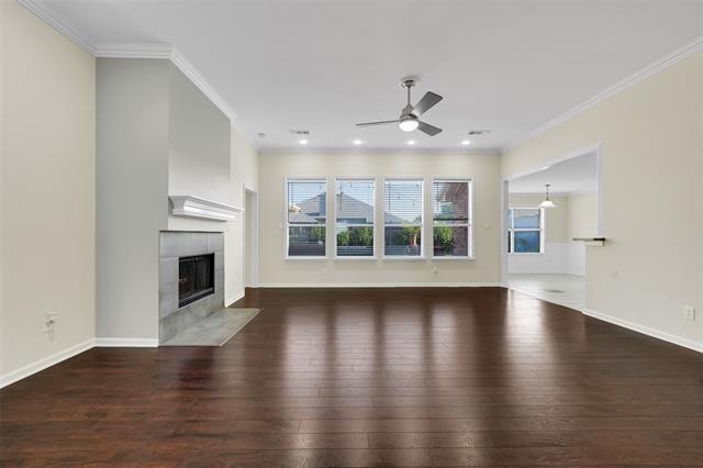 Building Photo - 3115 Creekside Dr