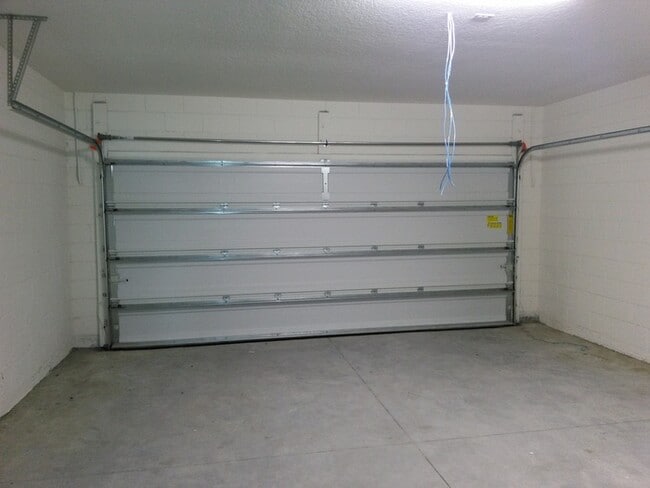 Building Photo - Overlook Reserve-3252 Emilio Pl Kissimmee, FL 34758