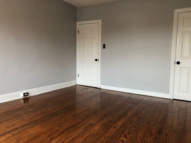 Building Photo - Charming 2 Bedroom/1 Bathroom Townhome in Abell, Baltimore, MD!