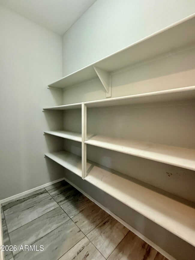 Building Photo - 9464 W Fallen Leaf Ln