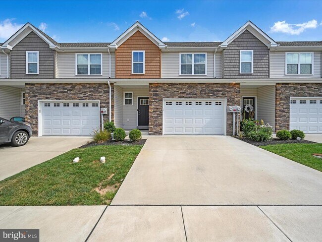 Primary Photo - 108 Staplehill Ct