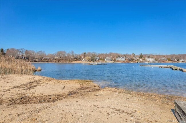 Building Photo - 2 Harbor Cir