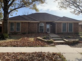 Building Photo - 990 Camden Dr