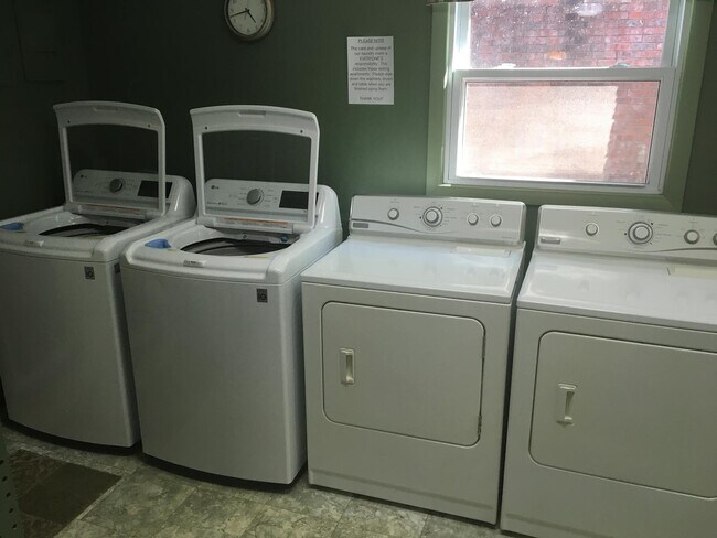 Building Photo - 102 Boyd Dr