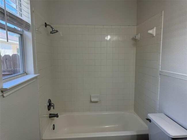 Building Photo - 12415 Jamie Dr