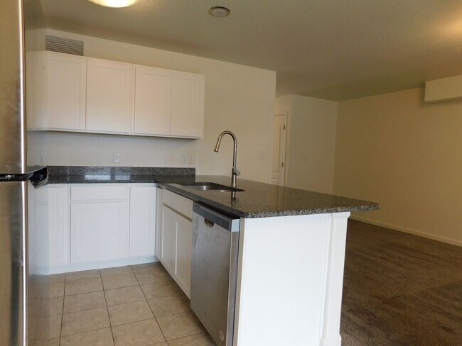 Building Photo - 654 Trinity Way