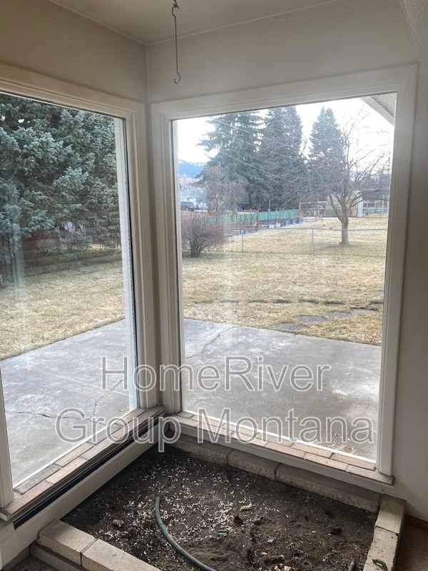 Building Photo - 1808 27th Ave