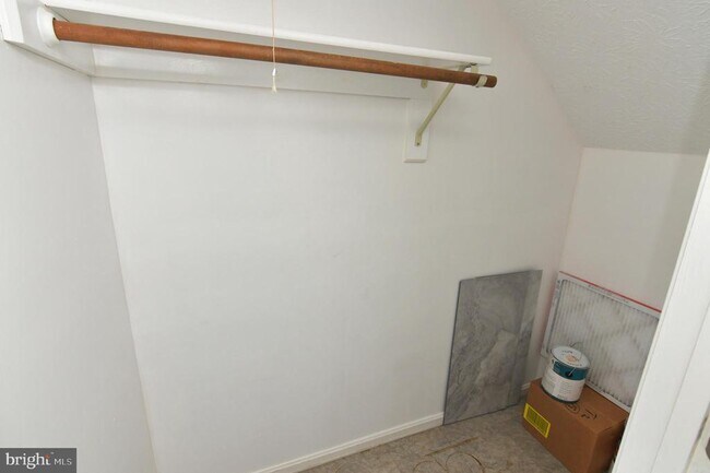 Building Photo - 311 Willowbrook Ct