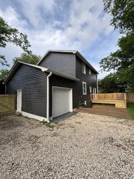 Building Photo - 3221 New Towne Rd