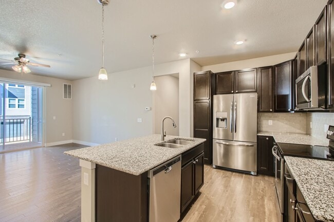 Building Photo - 15345 W 64th Ln