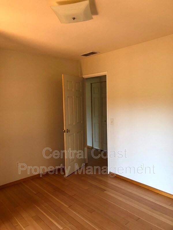 Building Photo - 17959 Berta Canyon Rd