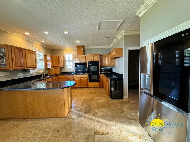 Building Photo - Welcome to Your Dream Waterfront Home!