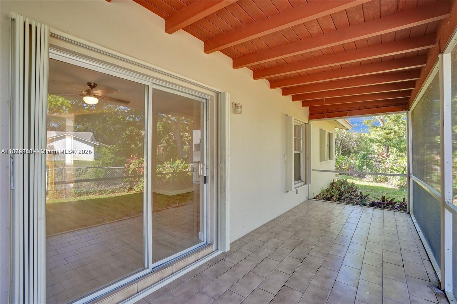 Building Photo - 4103 NW 75th Ave