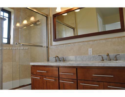 Building Photo - 404 Zamora Ave