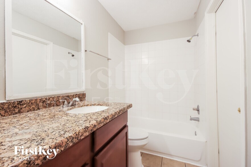 Building Photo - 19410 Pine Cluster Ln