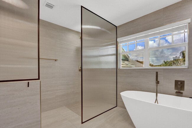Building Photo - 1506 Mizzenmast Way