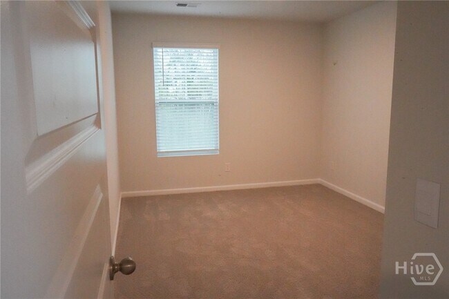 Building Photo - 425 Coconut Dr