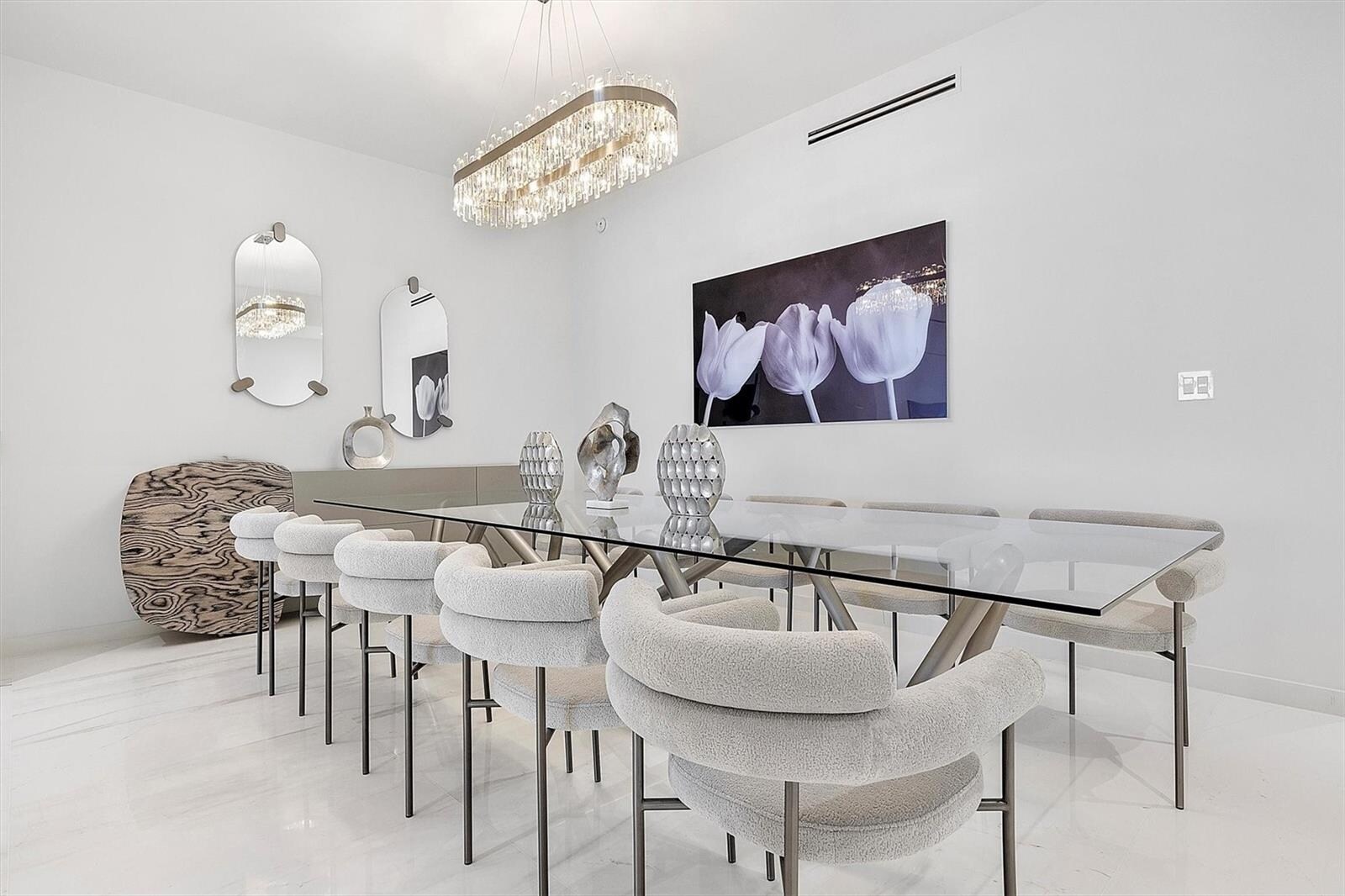 Building Photo - 300 Biscayne Boulevard Way
