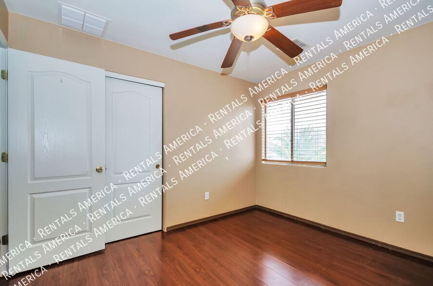 Building Photo - 60903 Silky Mane Dr