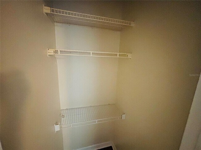 Building Photo - 1023 NE 2nd St