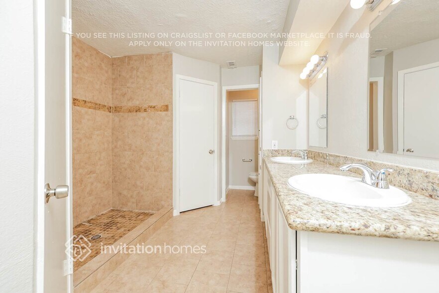 Building Photo - 24202 Spring Mill Ln