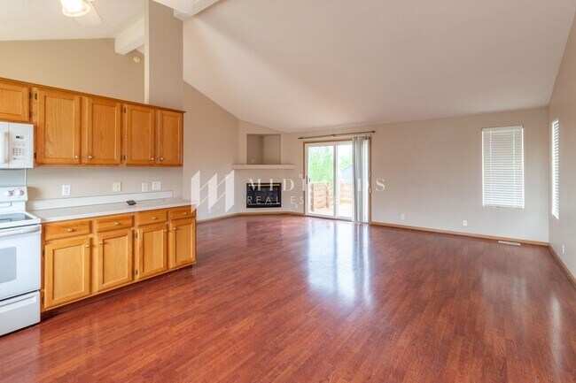 Building Photo - Two Springs Open Floor Plan