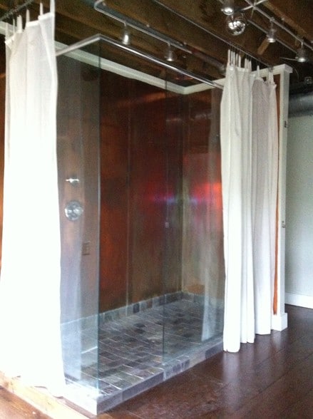 Master Bath Shower - 1908 Dunlap St