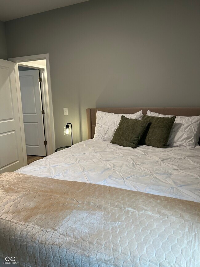 Building Photo - 2809 N Talbott St