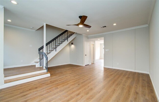 Building Photo - 5839 Sugar Hill Dr