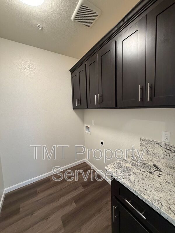 Building Photo - 9106 Turnbull Ct