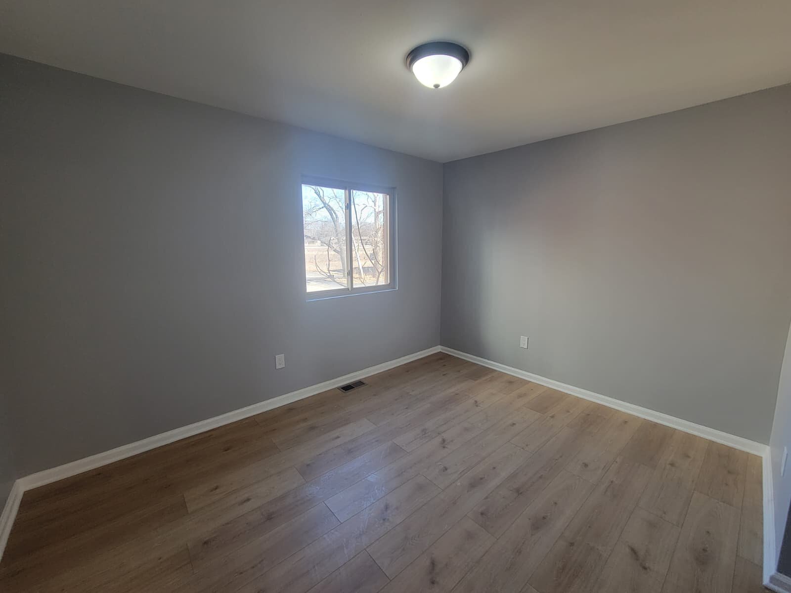 Building Photo - 1808 N James H McGee Blvd