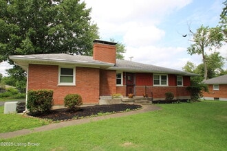 Building Photo - 4710 Clarmar Rd