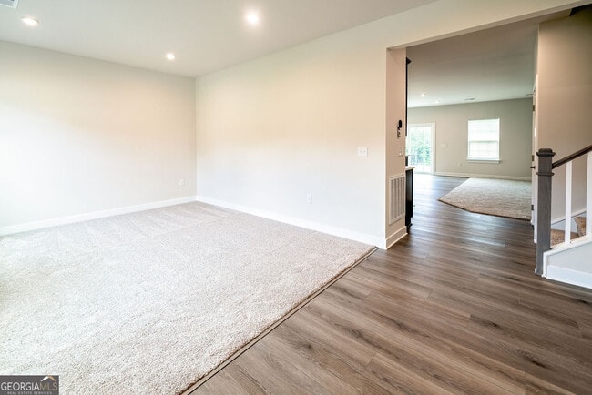Building Photo - 105 Arborvale Dr