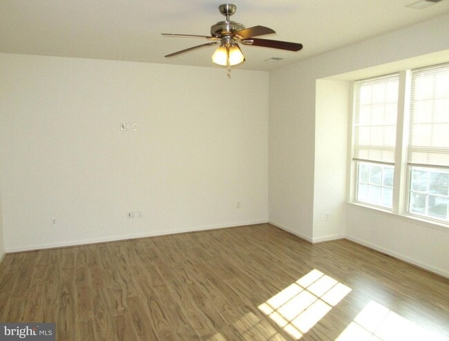 Building Photo - 1273 Madison Ln