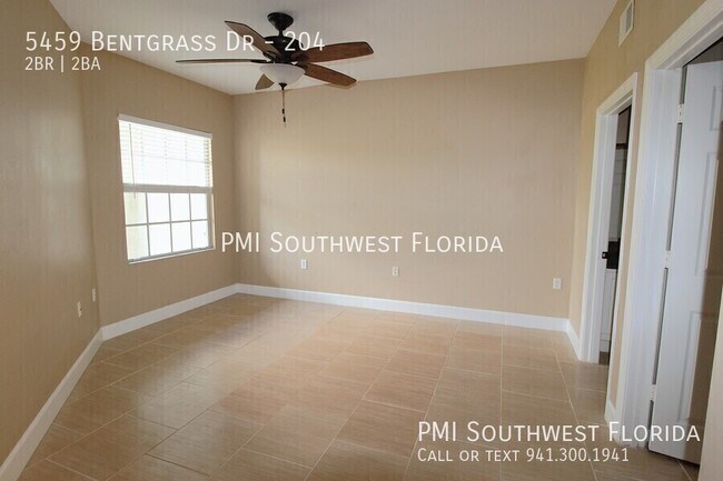 Building Photo - 5459 Bentgrass Dr