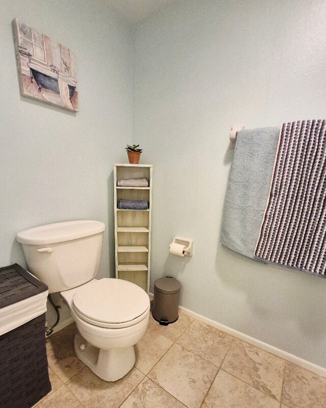 Building Photo - 19505 Quesada Ave