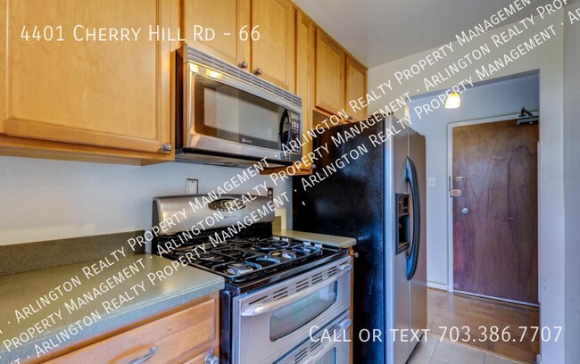 Building Photo - 4401 Cherry Hill Rd