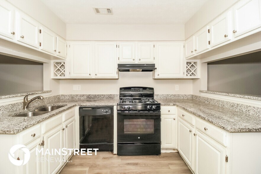 Building Photo - 1509 Dillard Rd