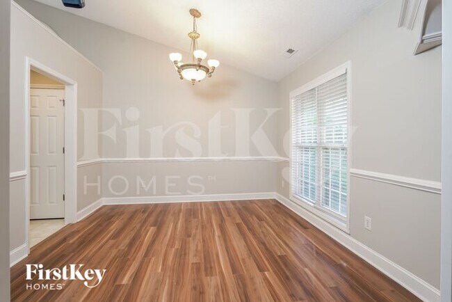 Building Photo - 5233 Old Plantation Cir