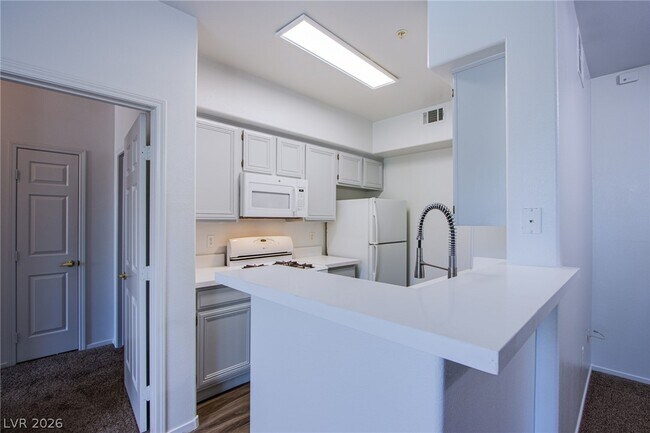 Building Photo - 7163 S Durango Dr