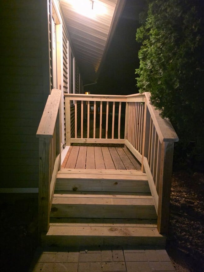 Building Photo - Updated Ranch On A Quiet Street