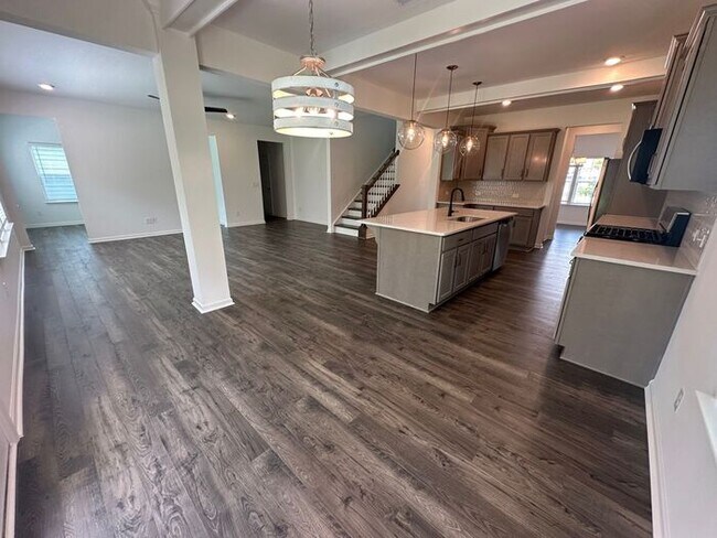 Building Photo - NEW CONSTRUCTION 4BD/2.5 Home in Stonebrid...