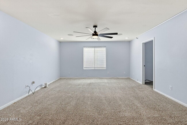 Building Photo - 11402 W Alvarado Rd