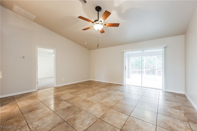 Building Photo - 3004 15th St W