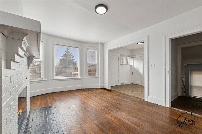Building Photo - 1162 Virginia Park St