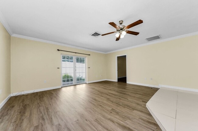 Building Photo - Charming 3 bedroom 2 bath in North Clearwa...