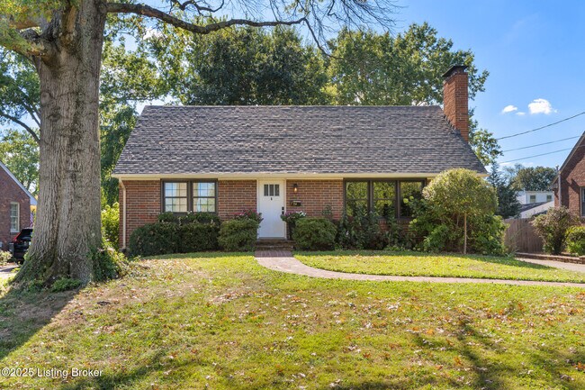 Primary Photo - 810 Beechwood Rd